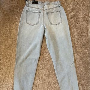 Fashion Nova Size 1 Light Blue Wash Jeans